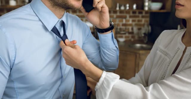 Jak dobrać idealną długość krawata do swojego wzrostu i stylu Jak dobrać idealną długość krawata do swojego wzrostu i stylu